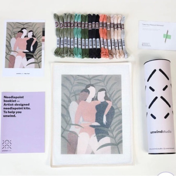 Sisterhood Needlepoint Kit/NEW NWT/ Canvas Mesh Size: 13 holes per in. 8x11in - Picture 4 of 12